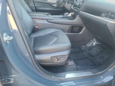 2024 Toyota Grand Highlander Limited