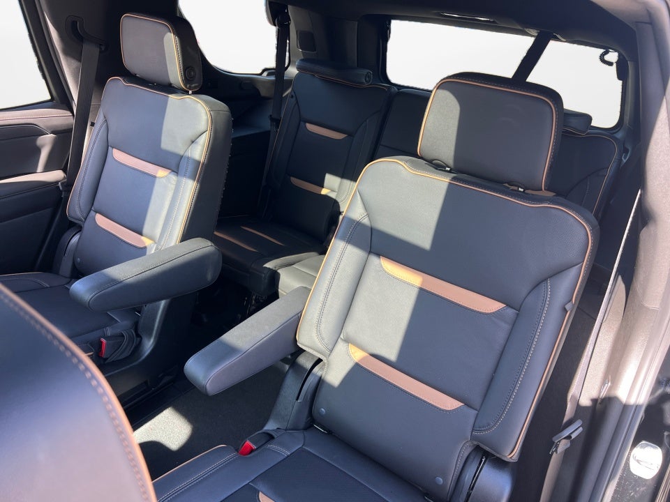 2024 GMC Yukon 4WD AT4