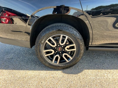 2024 GMC Yukon 4WD AT4