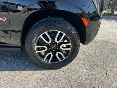 2024 GMC Yukon 4WD AT4