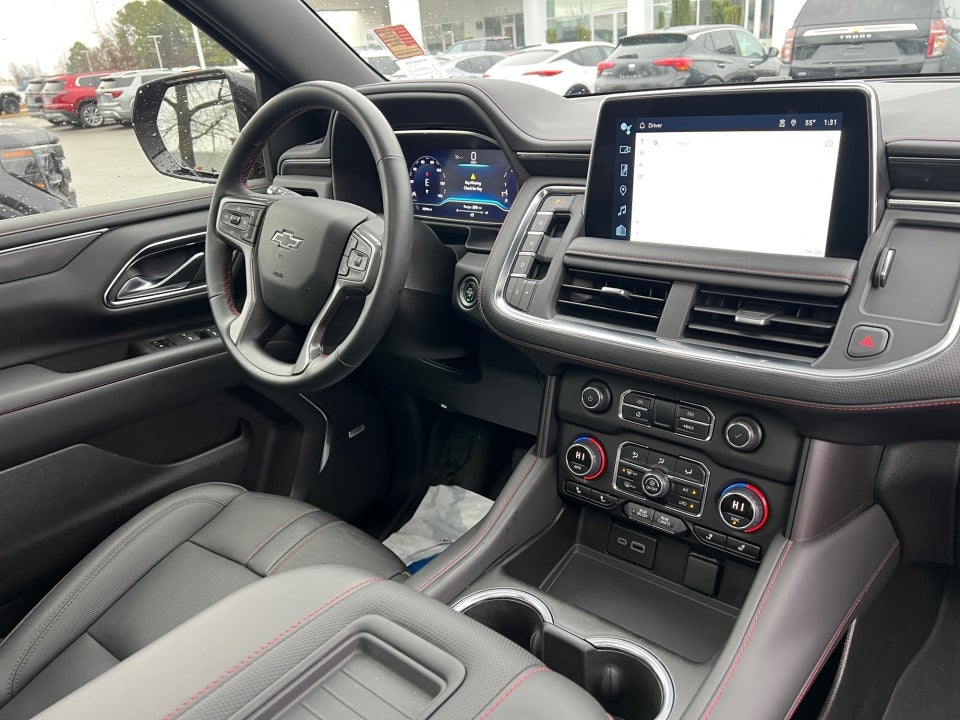 2023 Chevrolet Suburban 4WD RST