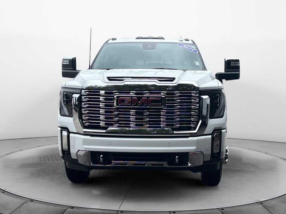 2025 GMC Sierra 3500HD Denali