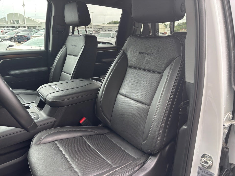 2025 GMC Sierra 3500HD Denali