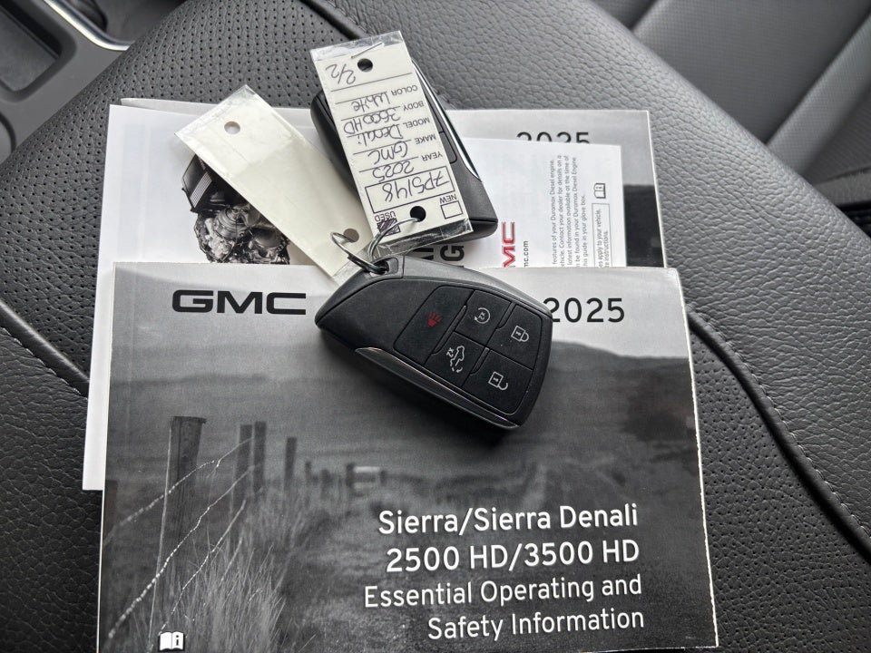 2025 GMC Sierra 3500HD Denali