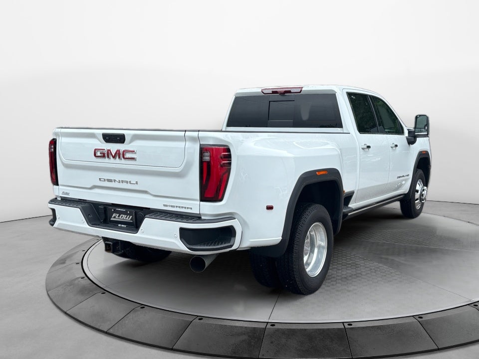 2025 GMC Sierra 3500HD Denali