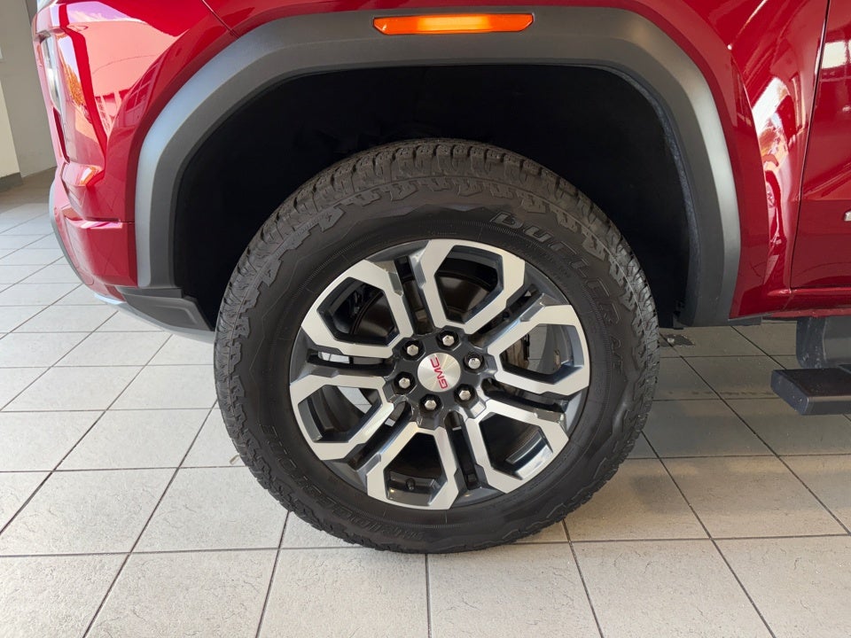 2024 GMC Canyon 4WD AT4