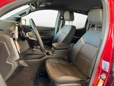 2024 GMC Canyon 4WD AT4