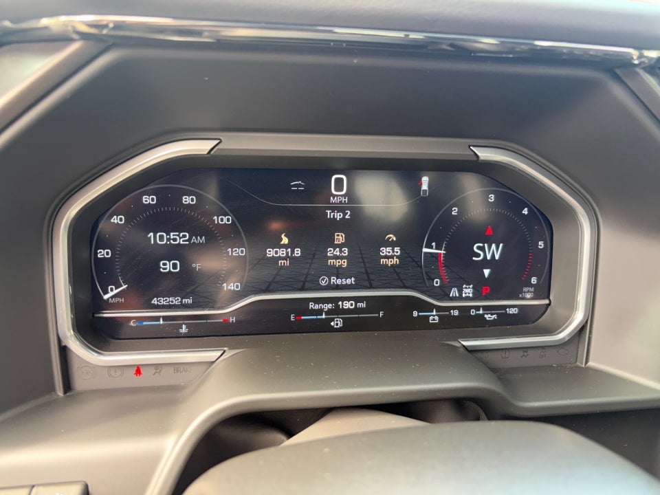 2024 GMC Sierra 1500 AT4