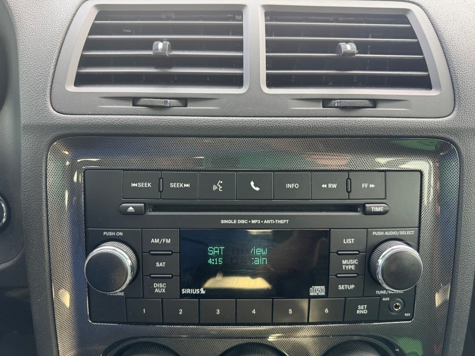 2013 Dodge Challenger SXT Plus