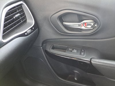 2019 Jeep Cherokee Altitude