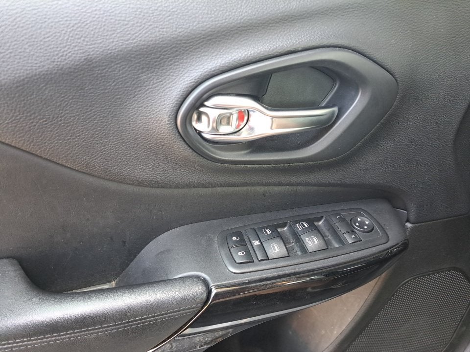 2019 Jeep Cherokee Altitude