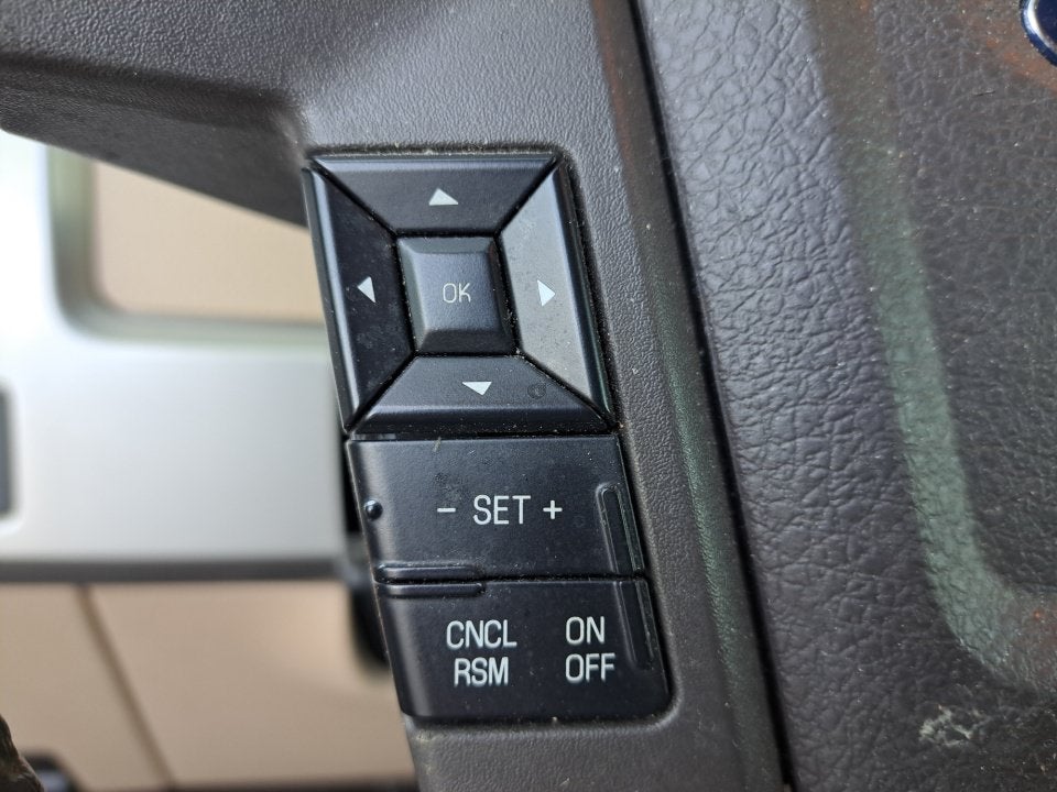 2014 Ford F-150 LARIAT