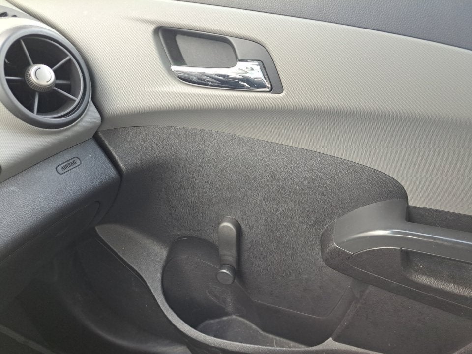 2013 Chevrolet Sonic LS