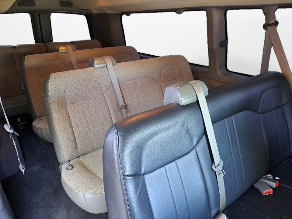 2017 Chevrolet Express Passenger 3500 LT