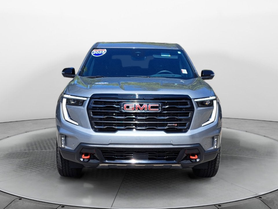 2025 GMC Acadia AT4