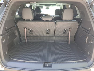 2025 GMC Acadia AT4