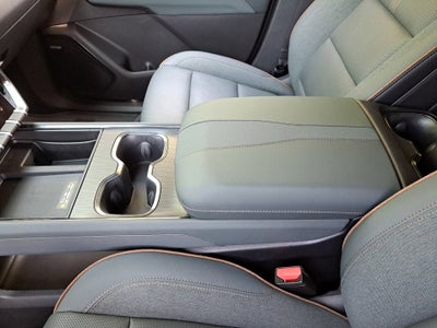 2025 GMC Acadia AT4