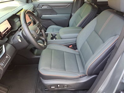 2025 GMC Acadia AT4