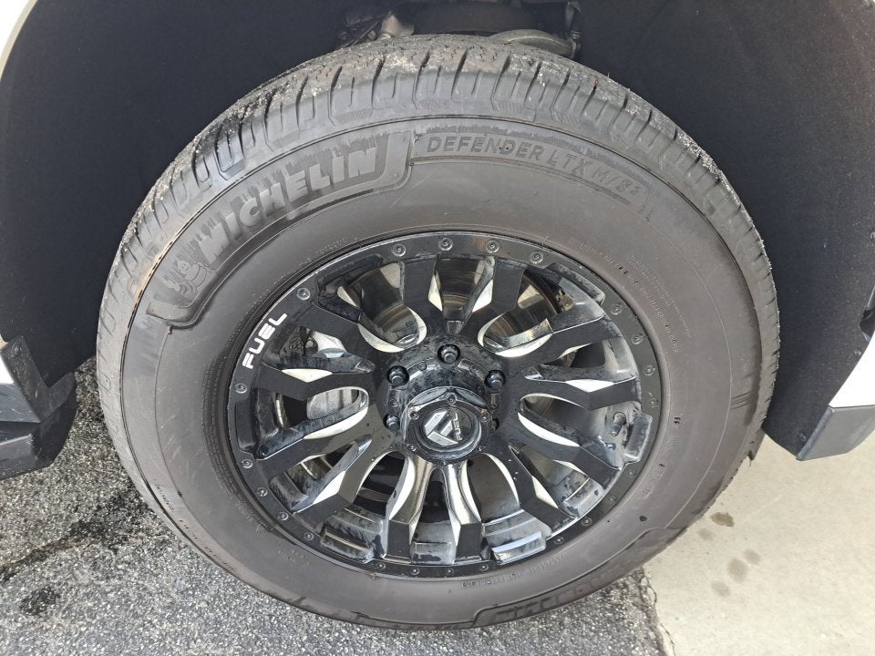 2022 GMC Yukon XL SLE