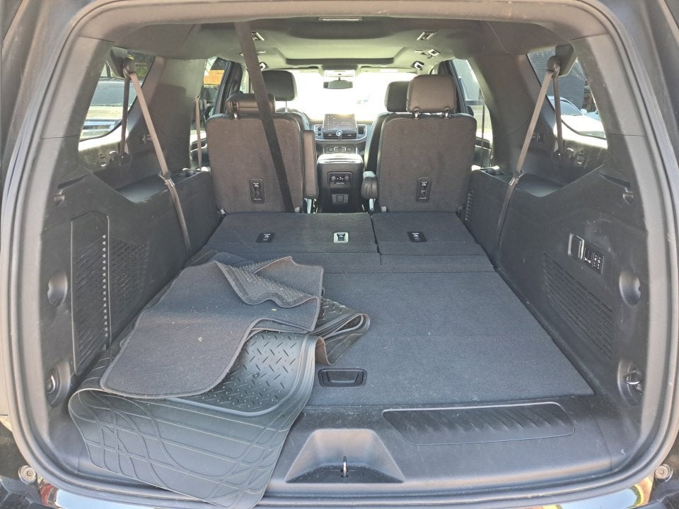 2022 Chevrolet Suburban LT