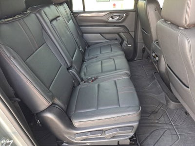 2023 Chevrolet Suburban RST