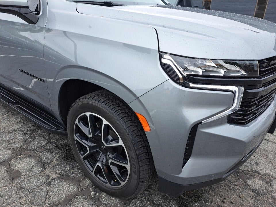 2023 Chevrolet Suburban RST