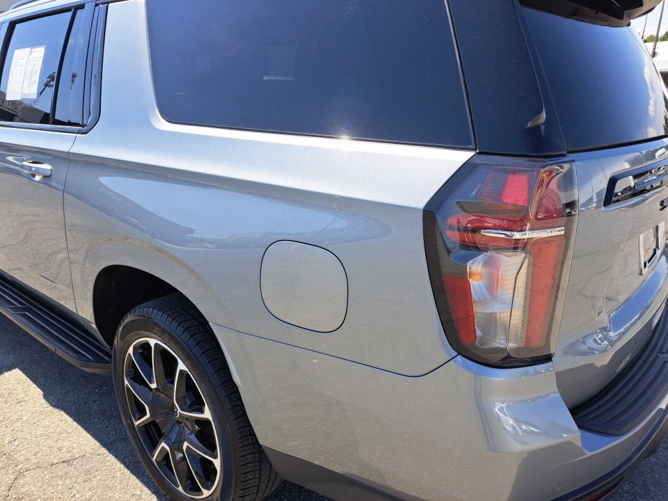 2023 Chevrolet Suburban RST