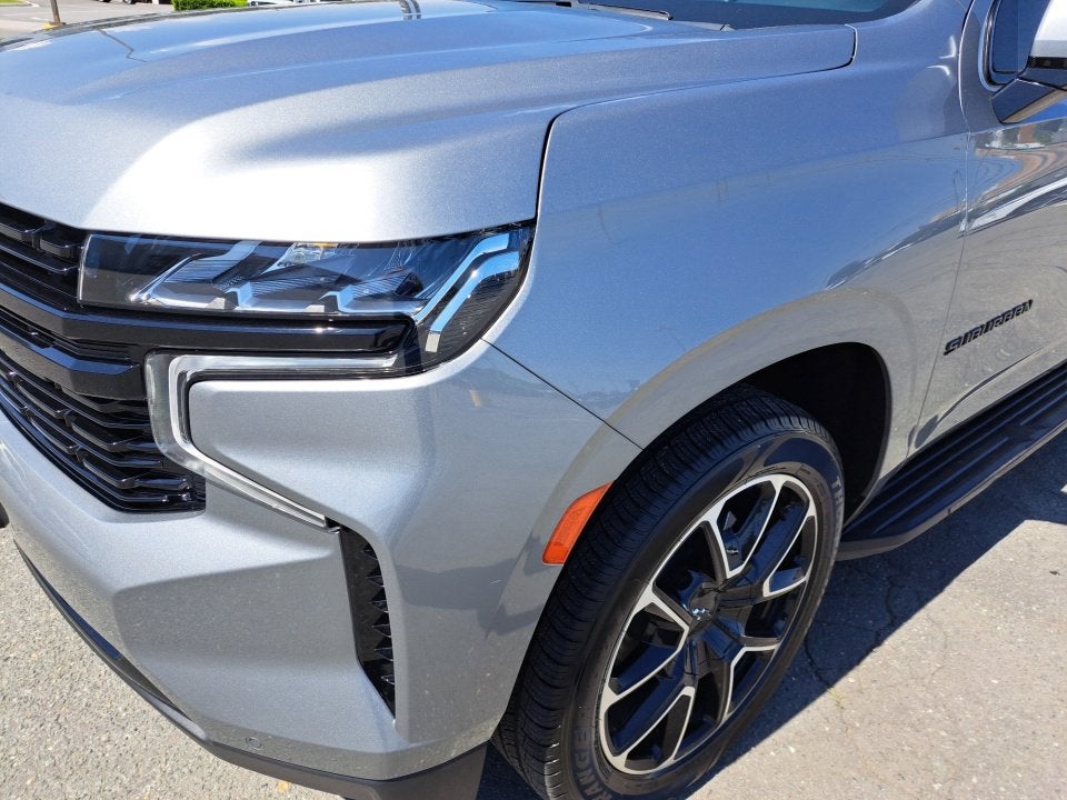 2023 Chevrolet Suburban RST