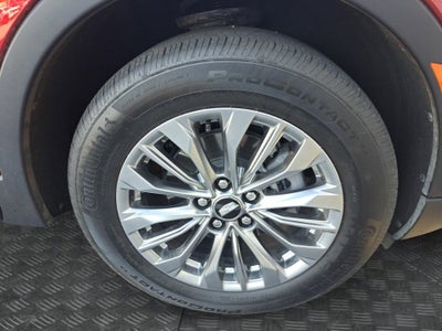 2025 Cadillac XT4 Premium Luxury