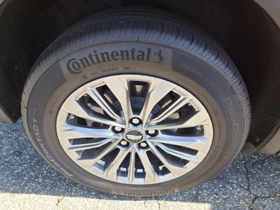 2025 Cadillac XT4 Premium Luxury