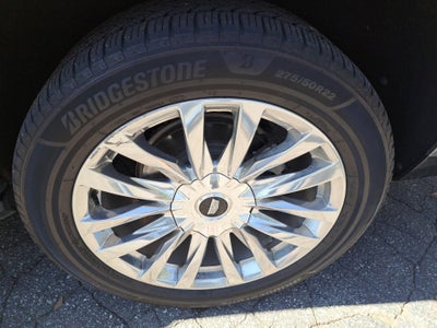 2022 Cadillac Escalade Premium Luxury