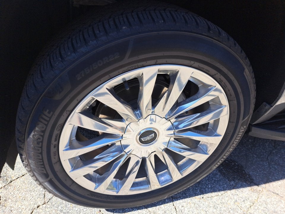 2022 Cadillac Escalade Premium Luxury