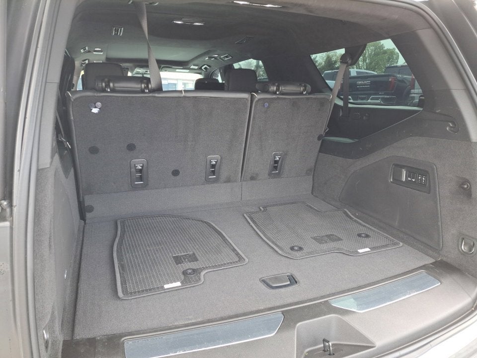 2022 Cadillac Escalade ESV Premium Luxury Platinum