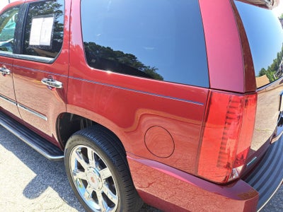 2010 Cadillac Escalade Luxury