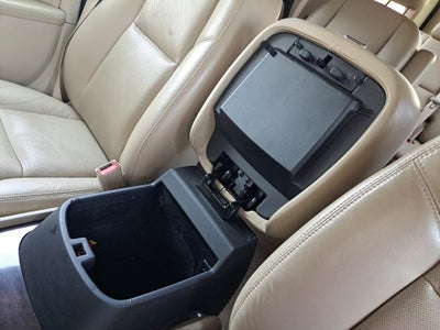 2010 Cadillac Escalade Luxury