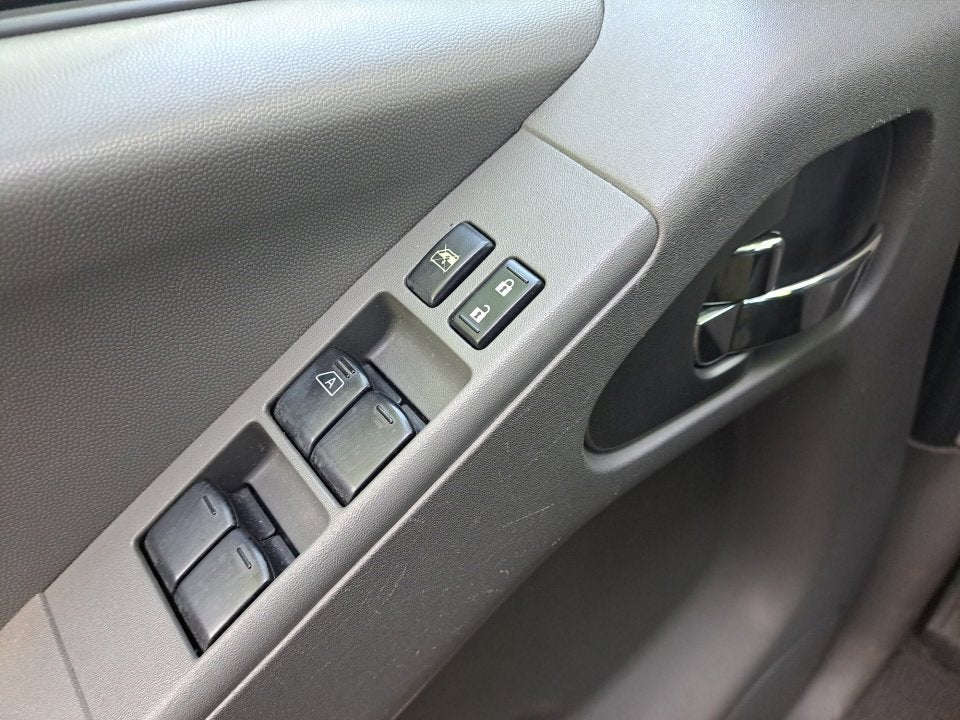 2015 Nissan Frontier SV