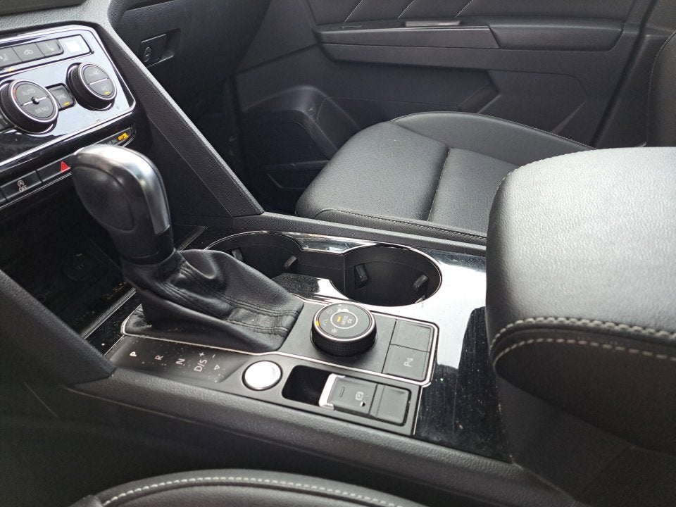 2020 Volkswagen Atlas Cross Sport 3.6L V6 SEL R-Line