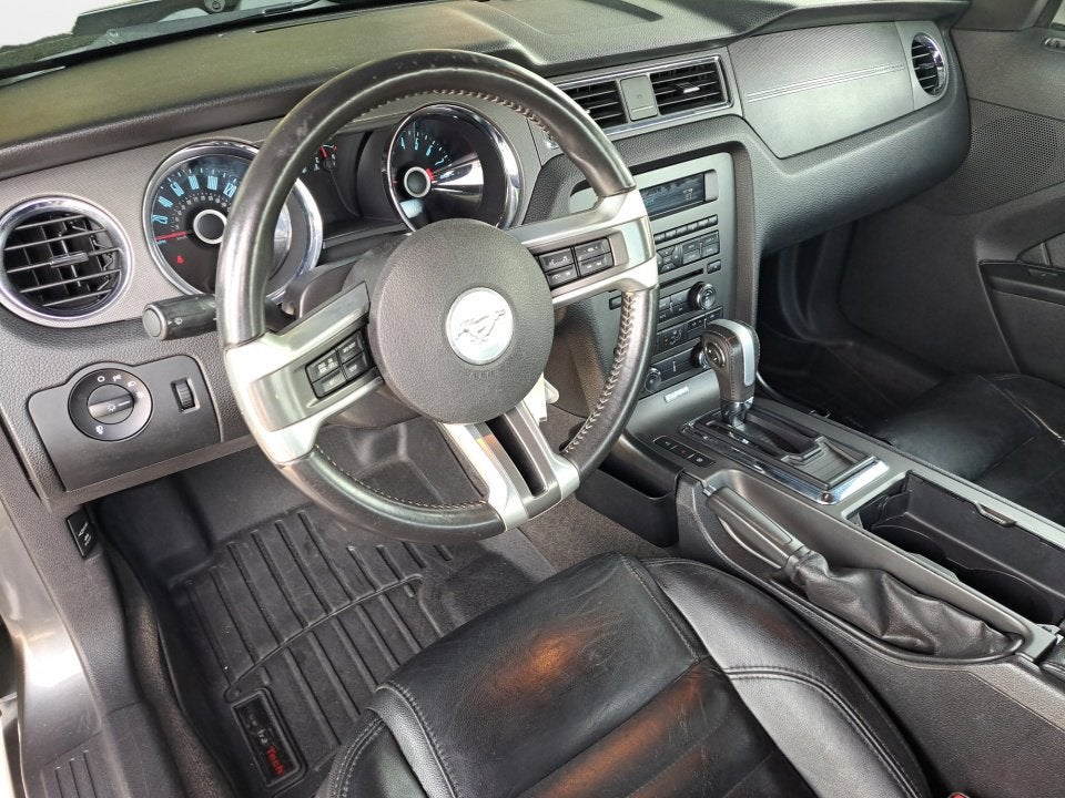 2014 Ford Mustang V6