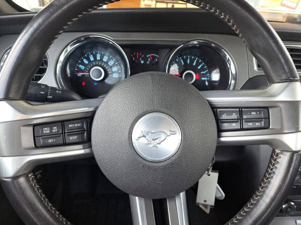 2014 Ford Mustang V6