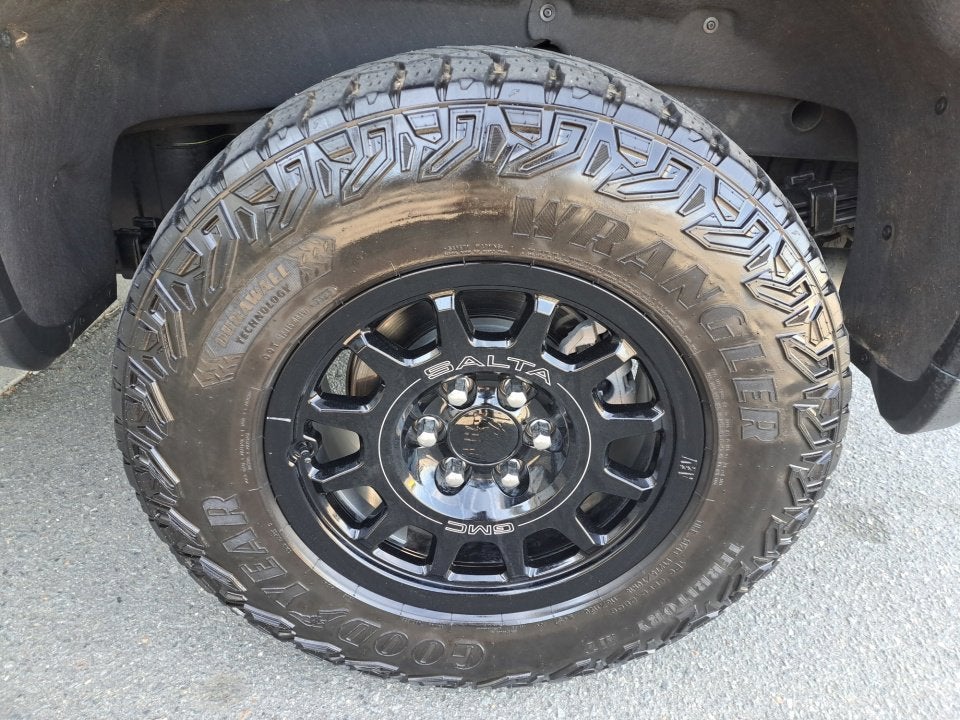 2023 GMC Sierra 1500 AT4X