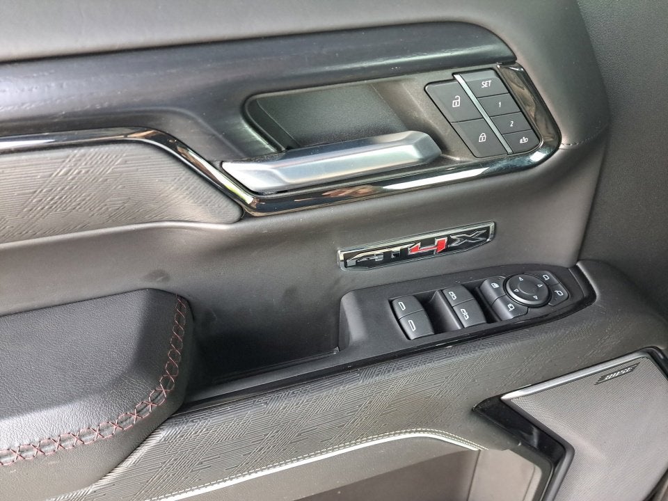 2023 GMC Sierra 1500 AT4X