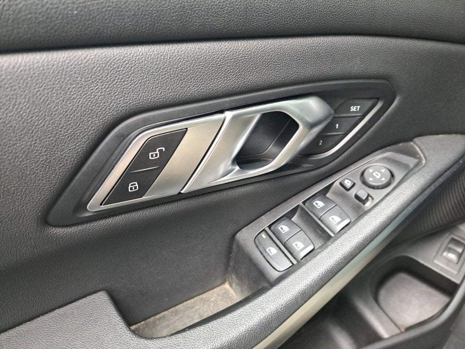 2020 BMW 3 Series 330i xDrive