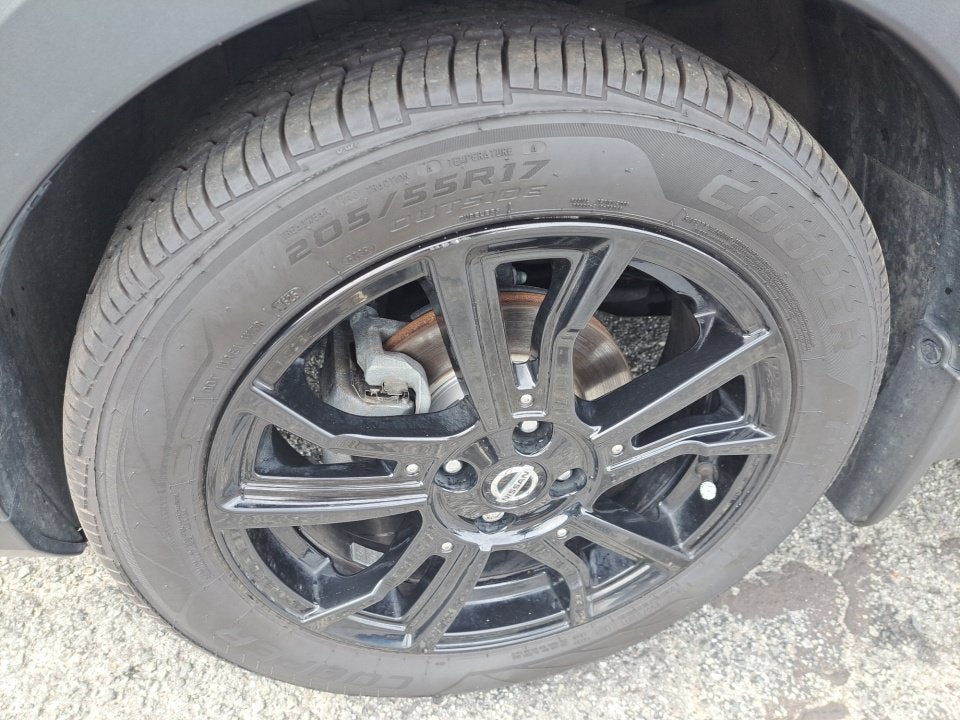 2020 Nissan Kicks SR Xtronic CVT