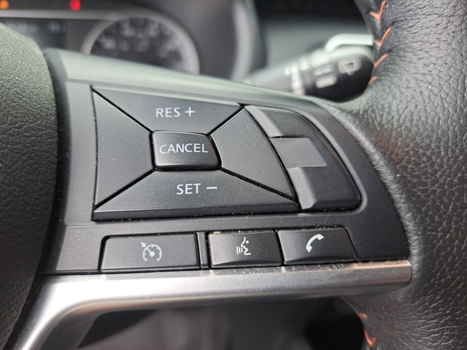 2020 Nissan Kicks SR Xtronic CVT
