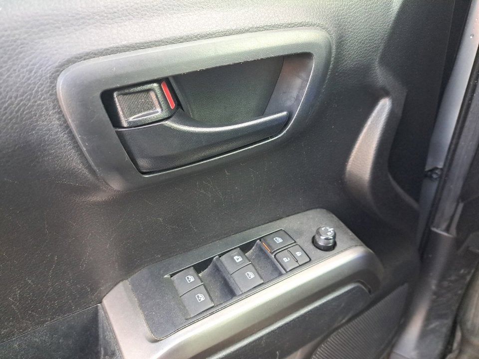 2021 Toyota Tacoma 4WD SR