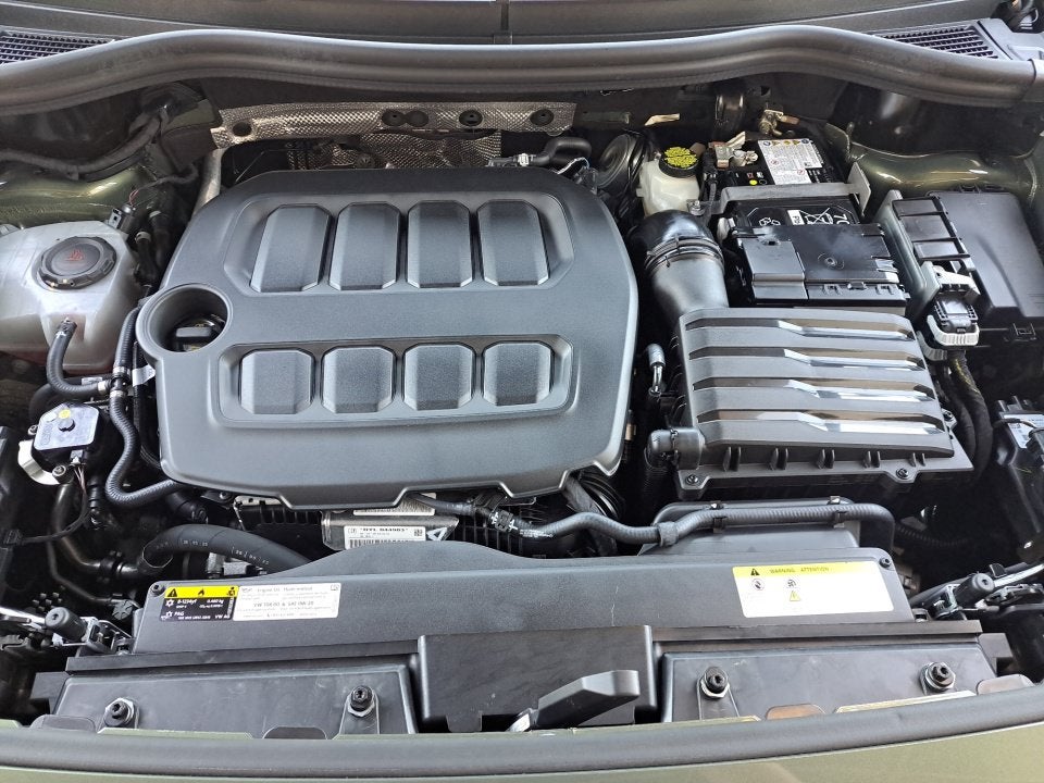 2025 Volkswagen Tiguan 2.0T SE R-Line Black