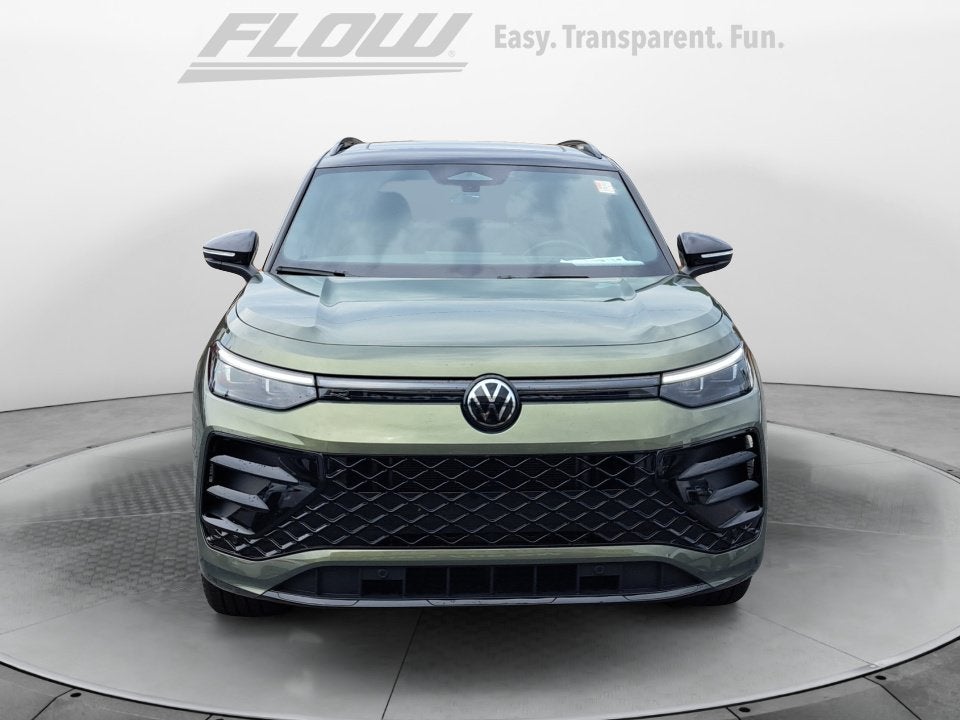 2025 Volkswagen Tiguan 2.0T SE R-Line Black