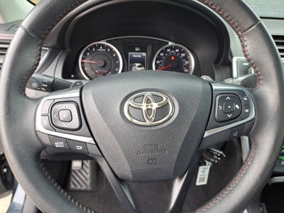 2016 Toyota Camry XLE
