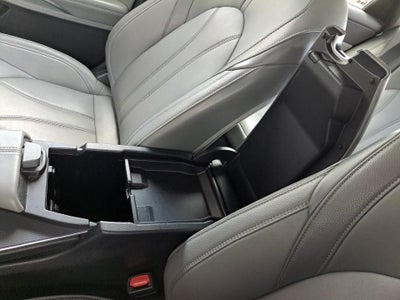 2019 Toyota Avalon XLE