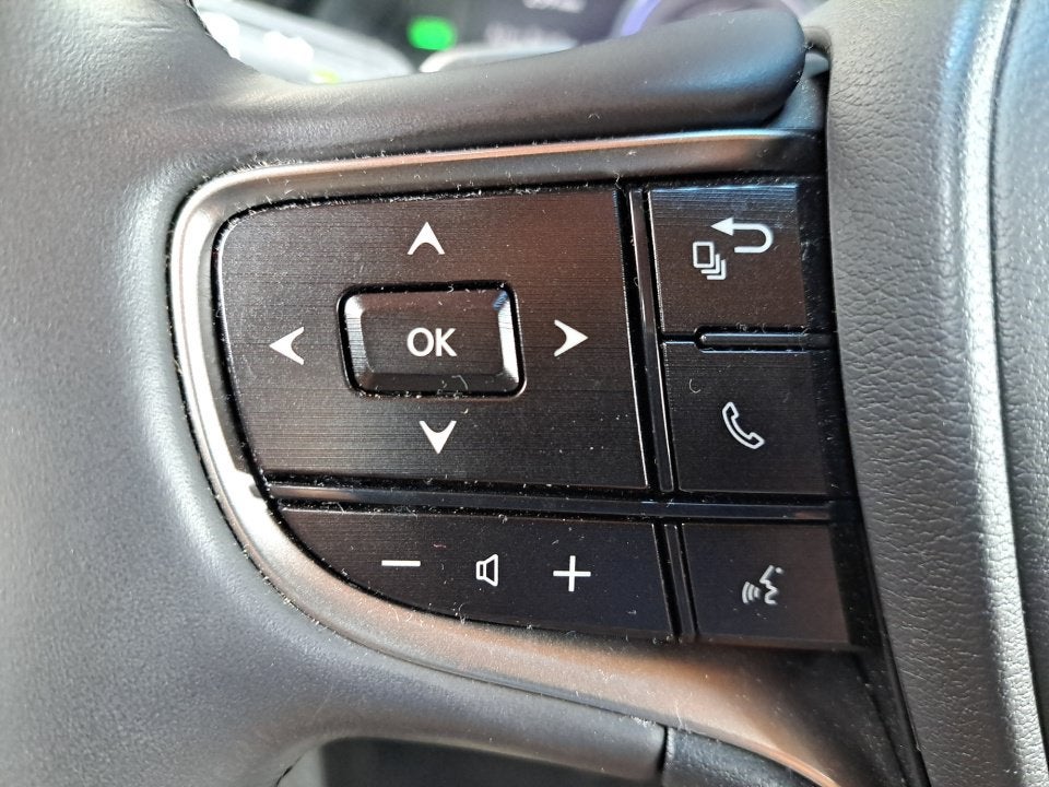 2023 Lexus ES 300h Ultra Luxury